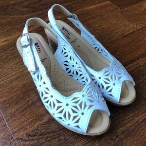 Host Pick! White Spongy Cork Wedge Shoes